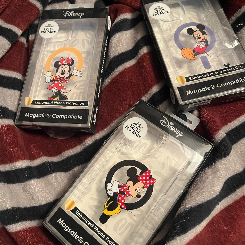 Disney iPhone 13 Pro Max Case - Minnie Mouse Design